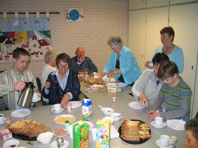 Ontbijt in zaal twee 020